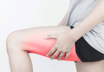 More severe hamstring injuries include symptoms that may include a sharp, sudden pain in the back of your thigh.